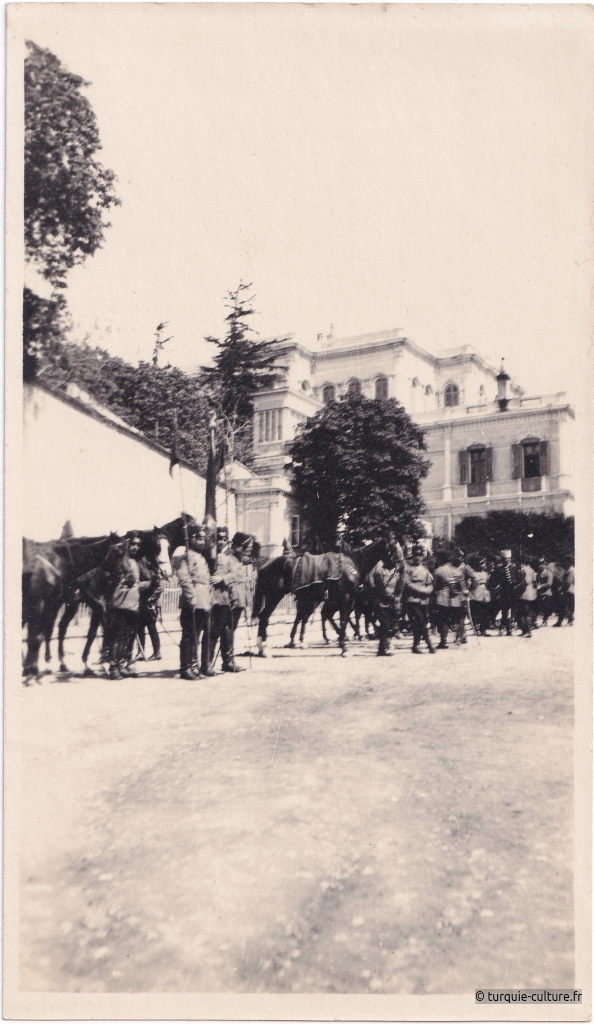 palais de yildiz, soldats