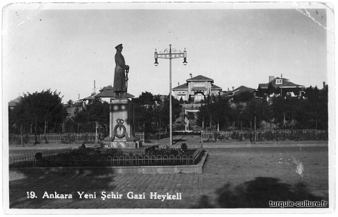 ankara-gazi-heykeli1nb.jpg ankara-gazi-heykeli1nb.jpg
