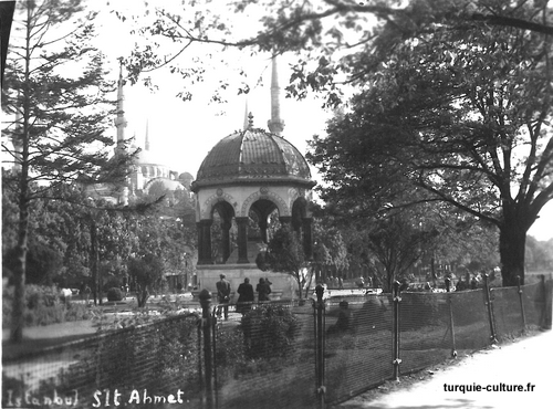 istanbul-fontaine-guill-1a.jpg