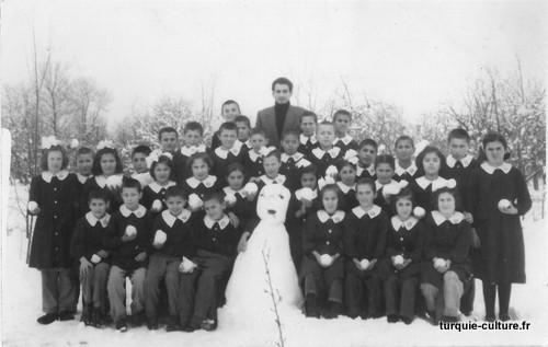 ecole-bonhomme-de-neige.jpg ecole-bonhomme-de-neige.jpg