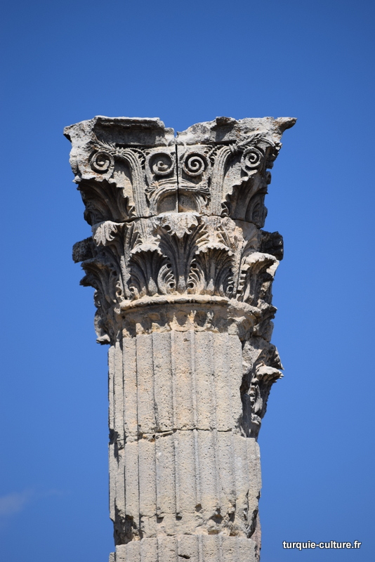 Uzuncaburç temple de Zeus