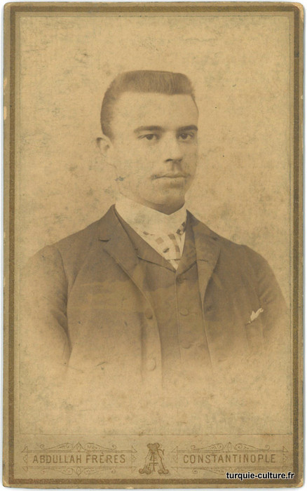 photo-portrait-abdullah-1870-1.jpg photo-portrait-abdullah-1870-1.jpg